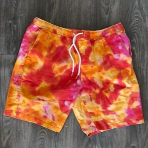 TIE DYE SHORTS